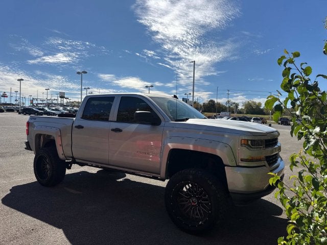 2018 Chevrolet Silverado 1500 Custom