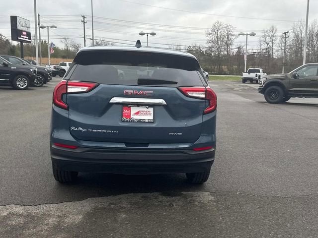 2024 GMC Terrain SLE