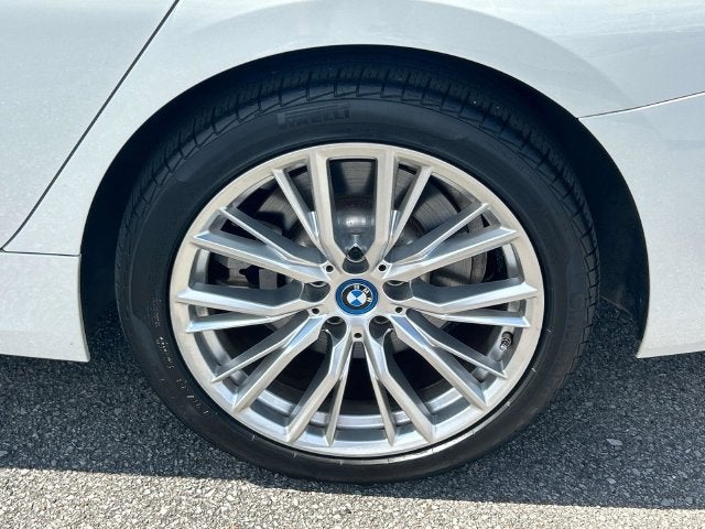 2023 BMW 3 Series 330e xDrive Sedan