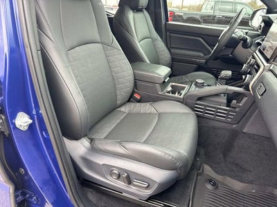 2025 Toyota Tacoma 4WD SR