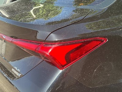 2021 Toyota Avalon XLE Hybrid
