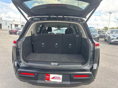 2026 Nissan Pathfinder SV