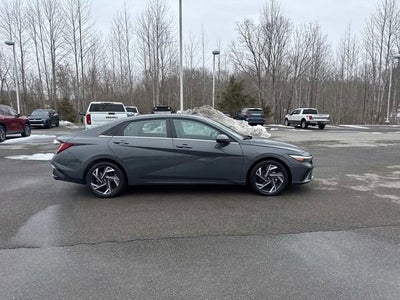 2024 Hyundai Elantra Limited