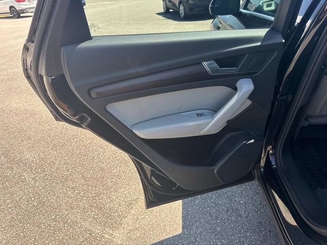 2022 Audi Q5 Premium 45 TFSI S line quattro S tronic