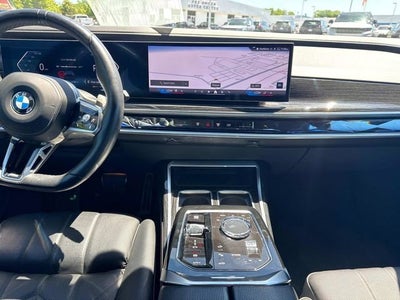 2025 BMW 7 Series 740i xDrive