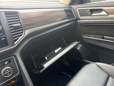 2021 Volkswagen Atlas 3.6L V6 SE w/Technology