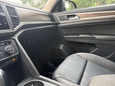 2021 Volkswagen Atlas 3.6L V6 SE w/Technology