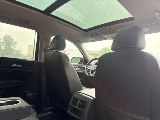 2021 Volkswagen Atlas 3.6L V6 SE w/Technology