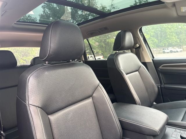 2021 Volkswagen Atlas 3.6L V6 SE w/Technology