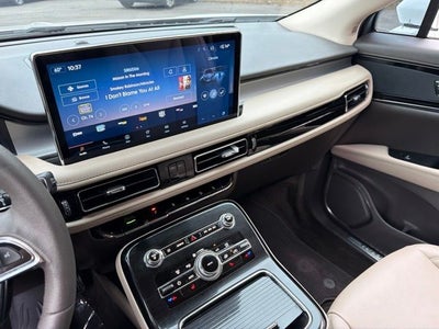 2022 Lincoln Nautilus Standard
