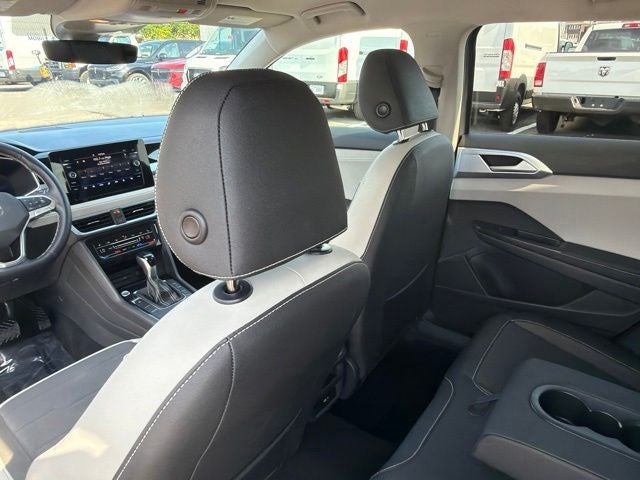 2025 Volkswagen Taos 1.5T SE