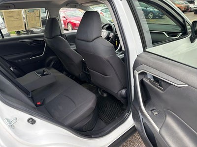 2022 Toyota RAV4 Hybrid LE
