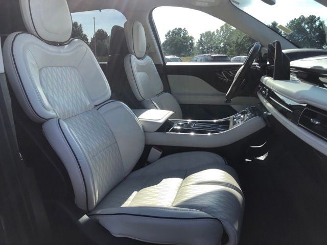 2024 Lincoln Aviator Black Label Premium