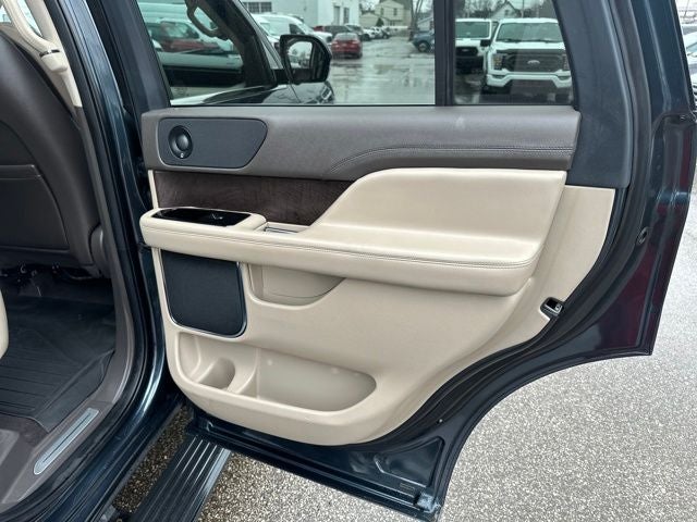 2024 Lincoln Navigator Premiere