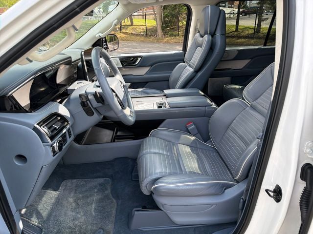 2021 Lincoln Navigator L Black Label