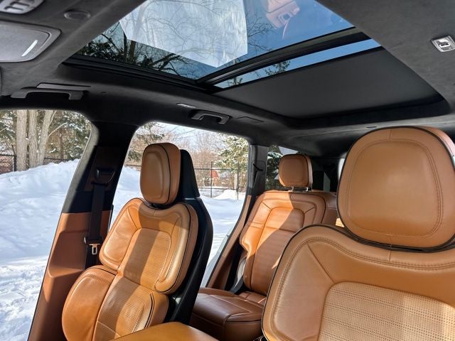 2022 Lincoln Aviator Plug-In Hybrid Black Label Grand Touring