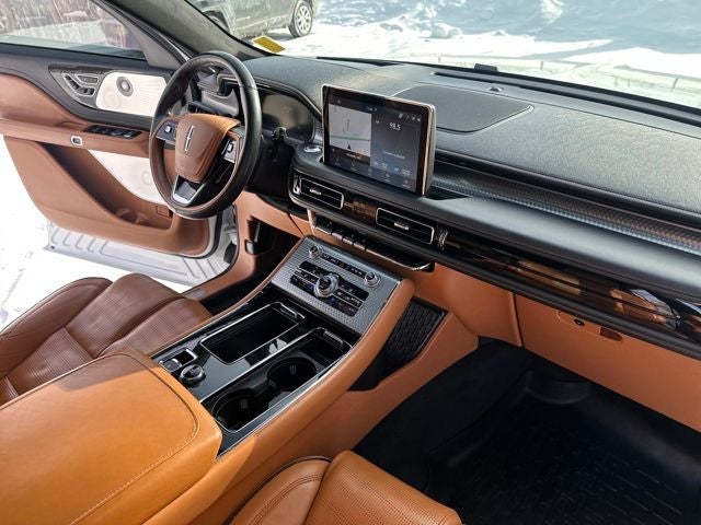 2022 Lincoln Aviator Plug-In Hybrid Black Label Grand Touring