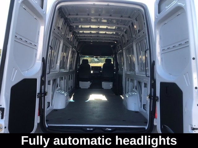 2025 Mercedes-Benz Sprinter 2500 Cargo 170 WB High Roof
