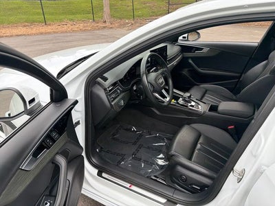 2023 Audi A4 45 S line Premium Plus quattro