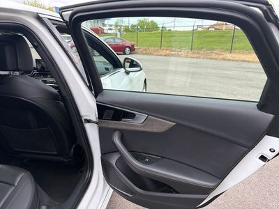 2023 Audi A4 45 S line Premium Plus quattro