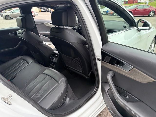 2023 Audi A4 45 S line Premium Plus quattro