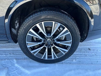 2022 Volvo XC90 T6 Momentum