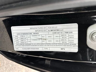 2023 Jeep Wagoneer Series II