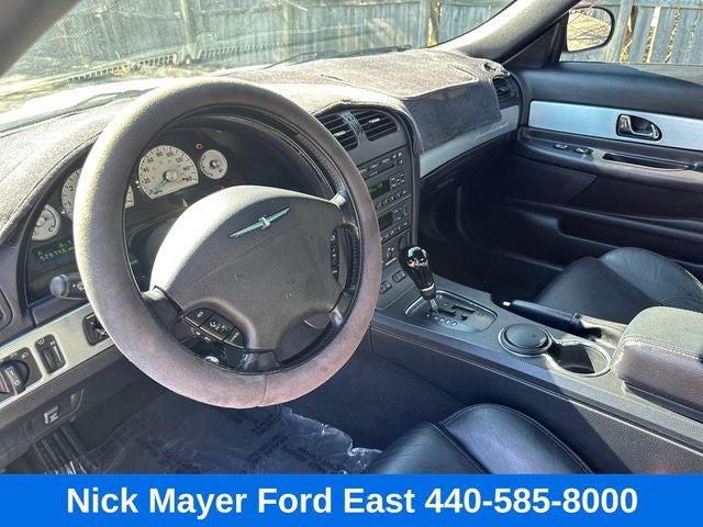 2004 Ford Thunderbird Base