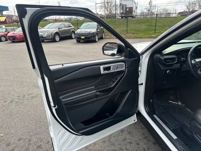 2023 Ford Explorer ST-Line