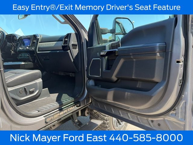 2021 Ford F-250SD Lariat Black Widow