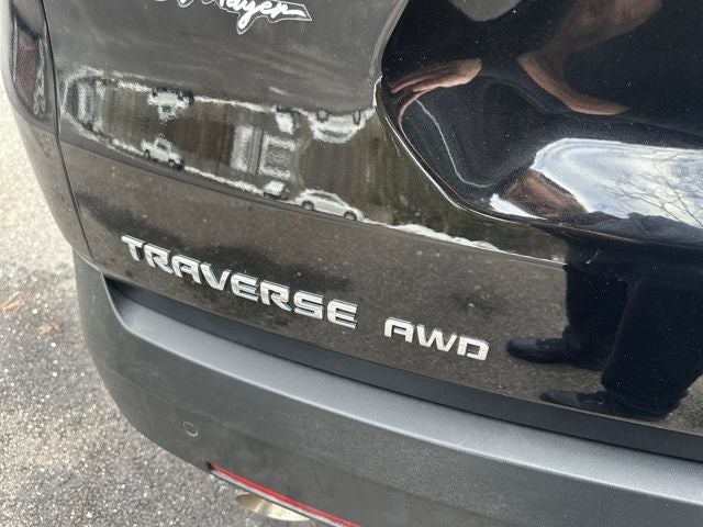 2022 Chevrolet Traverse LT Leather