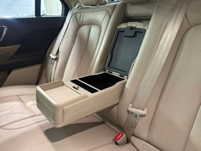 2017 Lincoln Continental Select