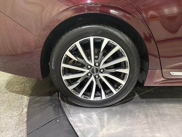 2017 Lincoln Continental Select