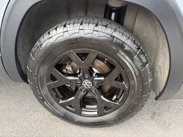 2024 Volkswagen Atlas 2.0T Peak Edition SE w/Technology