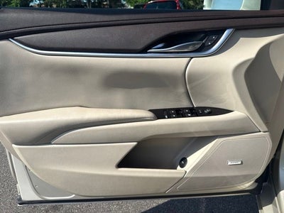 2014 Cadillac XTS Base