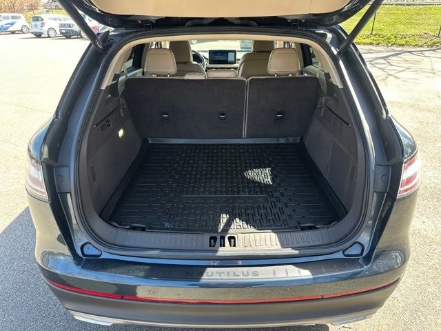 2022 Lincoln Nautilus Standard