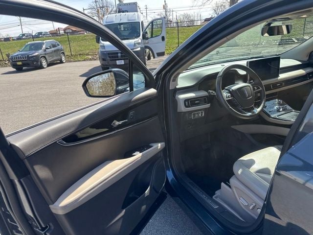 2022 Lincoln Nautilus Standard