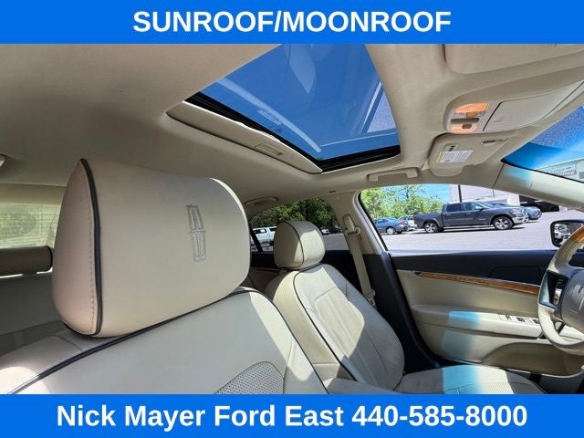 2012 Lincoln MKZ Base