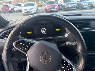 2022 Volkswagen Tiguan 2.0T SE R-Line Black