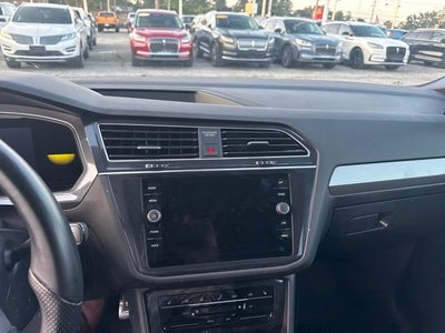2022 Volkswagen Tiguan 2.0T SE R-Line Black