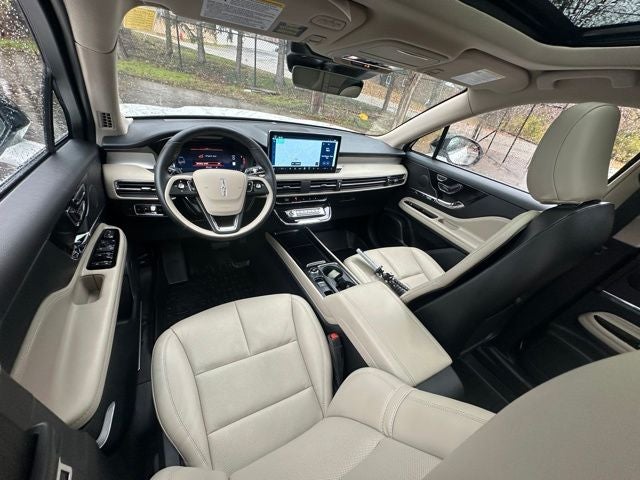 2025 Lincoln Corsair Premiere