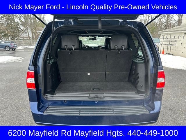 2011 Lincoln Navigator Base