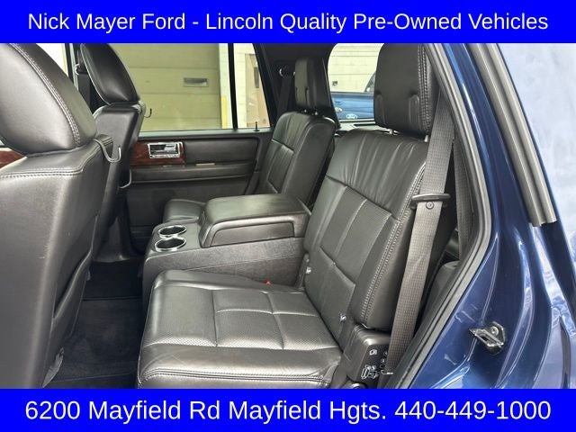 2011 Lincoln Navigator Base
