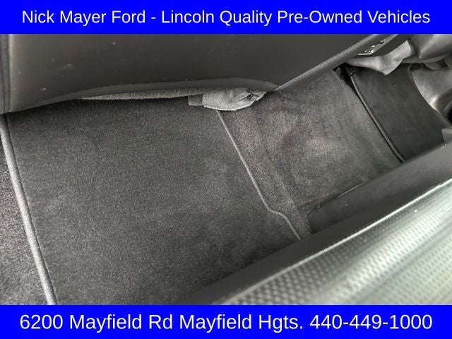 2011 Lincoln Navigator Base