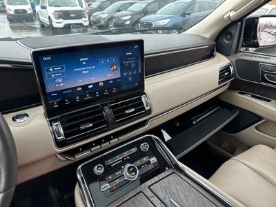 2024 Lincoln Navigator Premiere