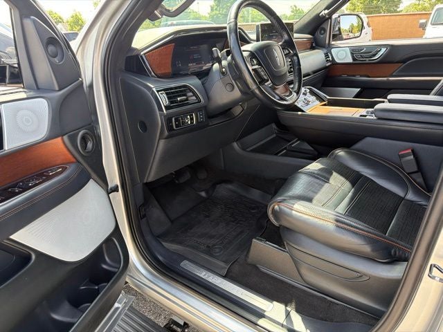 2024 Lincoln Navigator L Black Label