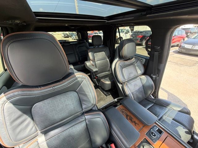 2024 Lincoln Navigator L Black Label