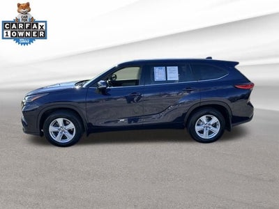 2022 Toyota Highlander LE