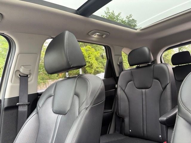 2025 Kia Sorento X-Line EX