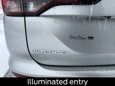 2024 Mitsubishi Outlander SE